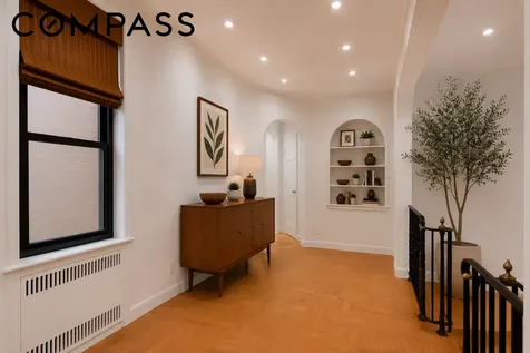 225 W 25th Street New York City NY 10001
