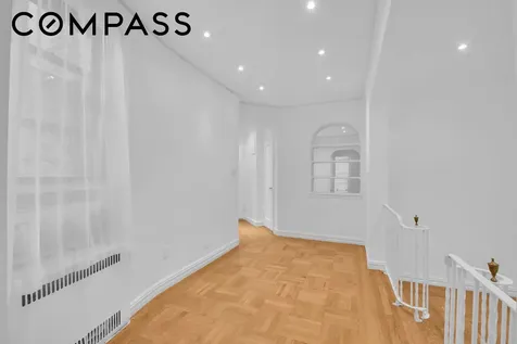 225 W 25th Street New York City NY 10001