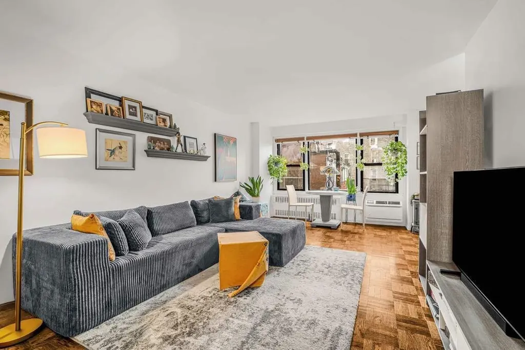 245 E 24th Street New York City NY 10010