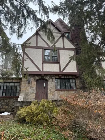 176-15 Croydon Road New York City NY 11432