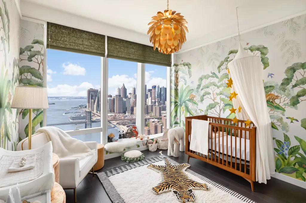 252 South Street New York City NY 10002