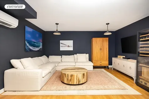 18 Vanderbilt Avenue New York City NY 11205