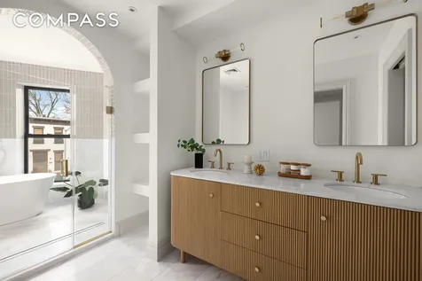 485 Halsey Street New York City NY 11233