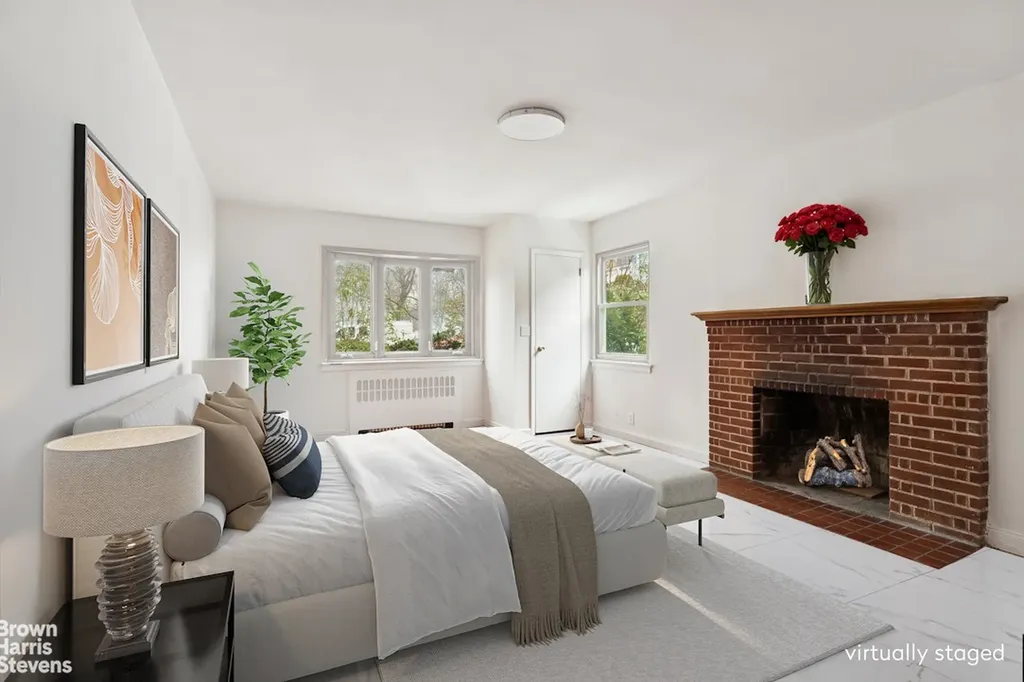 6015 Independence Avenue New York City NY 10471