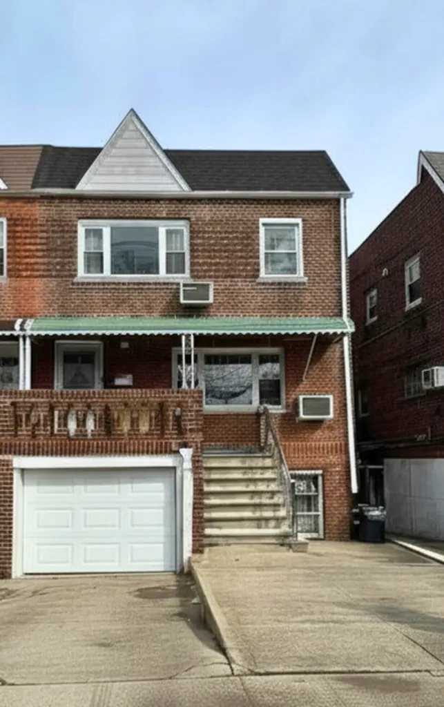 1718 Williamsbridge Road New York City NY 10461