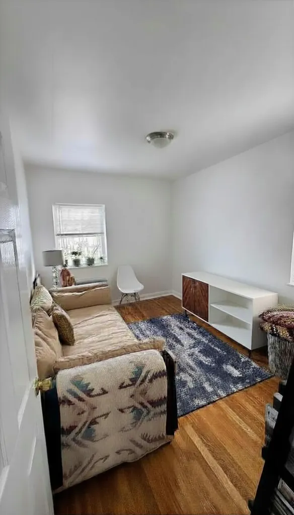 1718 Williamsbridge Road New York City NY 10461