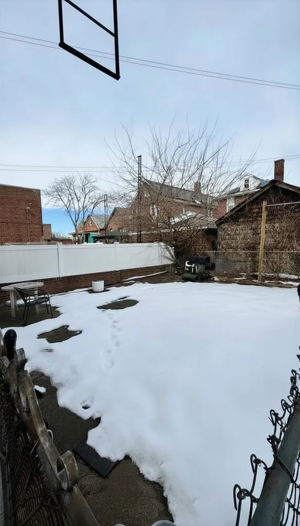 1718 Williamsbridge Road New York City NY 10461