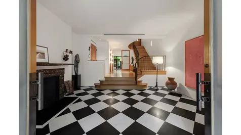 22 E 94th Street New York City NY 10128