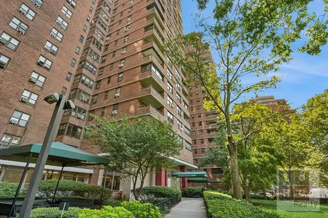 415 Grand Street New York City NY 10002