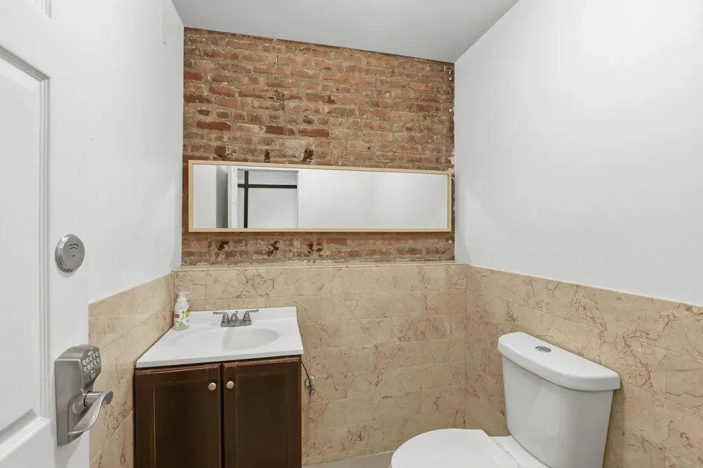 816 6th Avenue New York City NY 10001