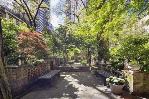 244 E 49th Street New York City NY 10017