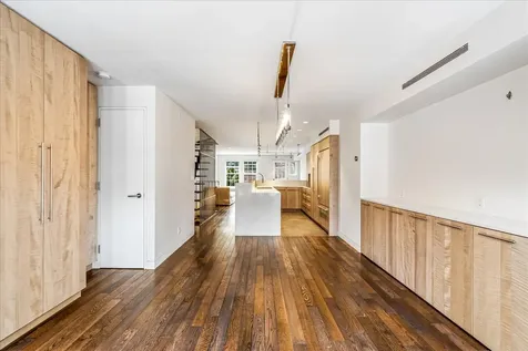 21 Ingram Street New York City NY 11375