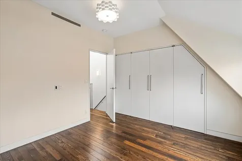 21 Ingram Street New York City NY 11375