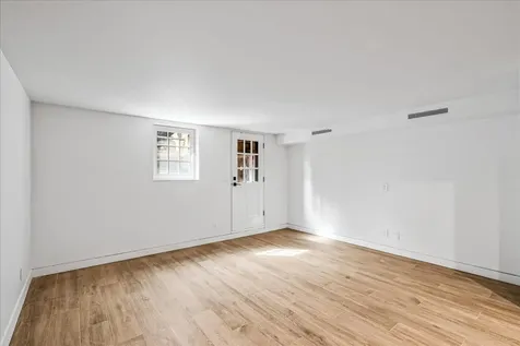 21 Ingram Street New York City NY 11375