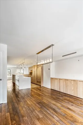 21 Ingram Street New York City NY 11375