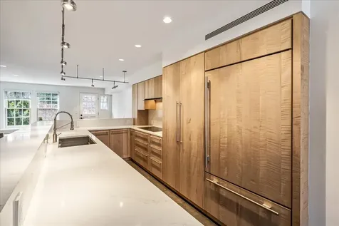 21 Ingram Street New York City NY 11375