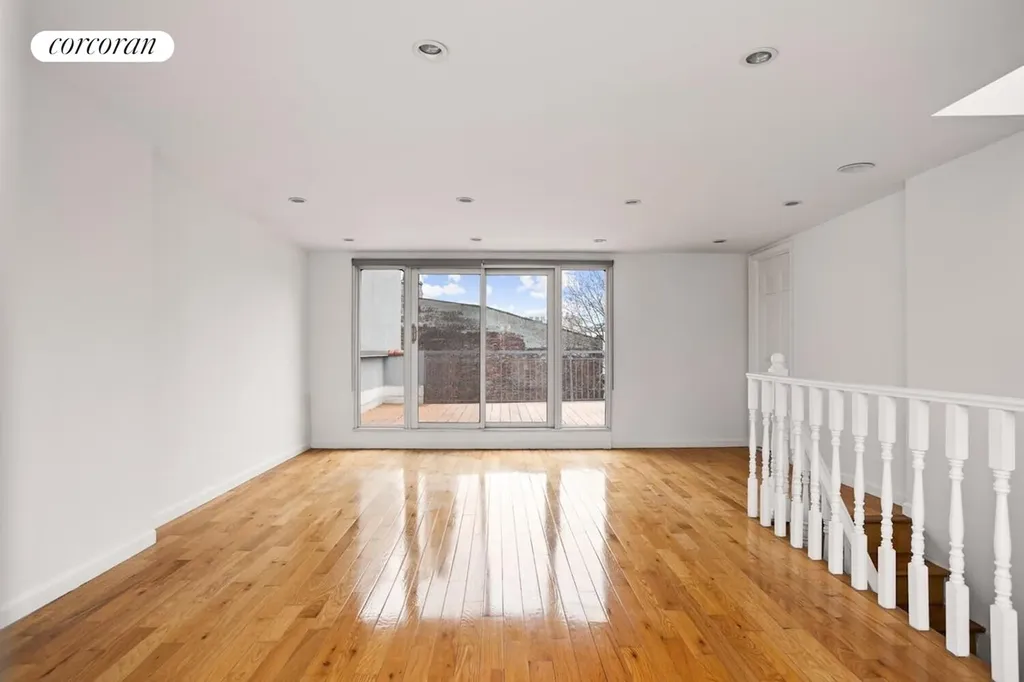914 Pacific Street New York City NY 11238