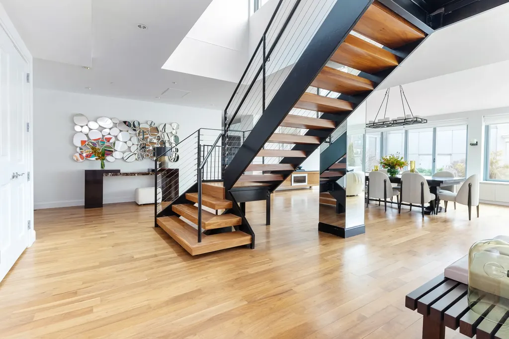 655 6th Avenue New York City NY 10010