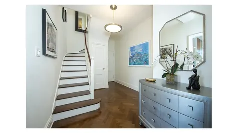 155 E 72nd Street New York City NY 10021