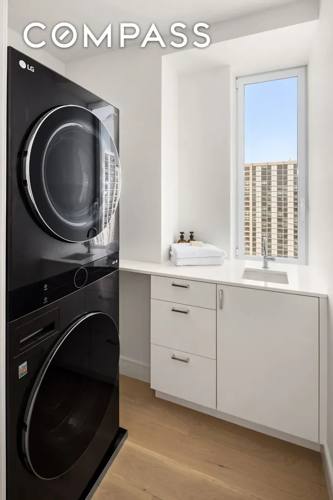 377 Rector Place New York City NY 10280