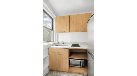 325 W 45th Street New York City NY 10036