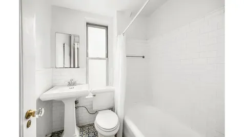 325 W 45th Street New York City NY 10036