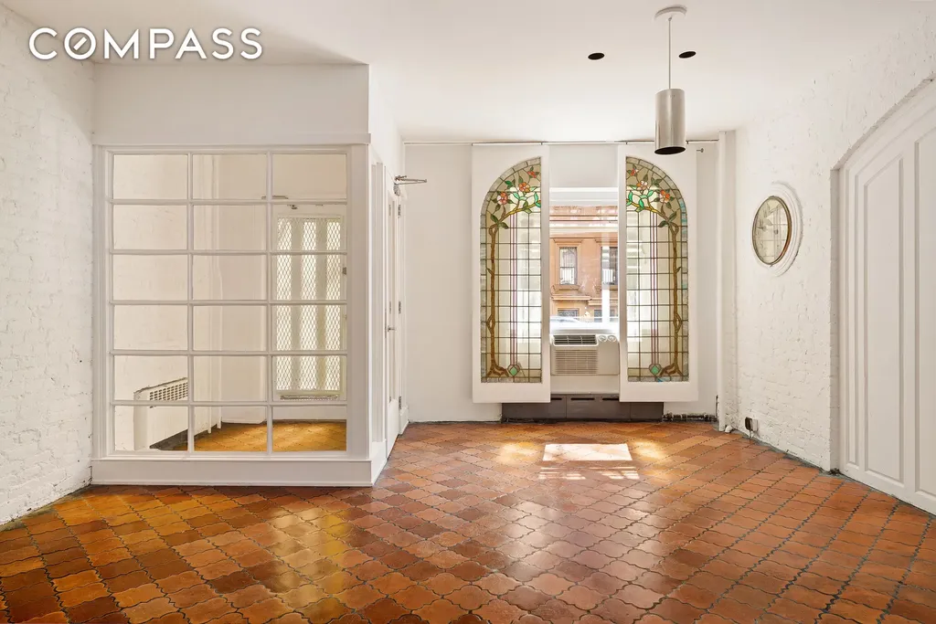 223-225 E 31st Street New York City NY 10016