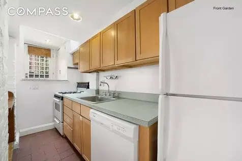 259 8th Street New York City NY 11215
