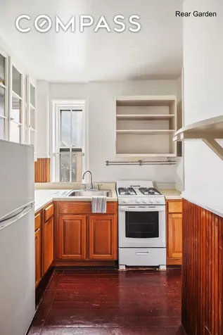 259 8th Street New York City NY 11215
