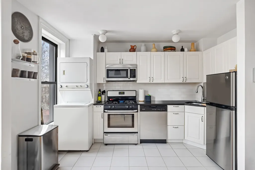 289 Macon Street New York City NY 11216