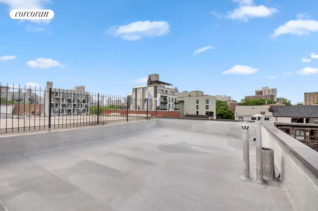 11-46 Welling Court New York City NY 11102