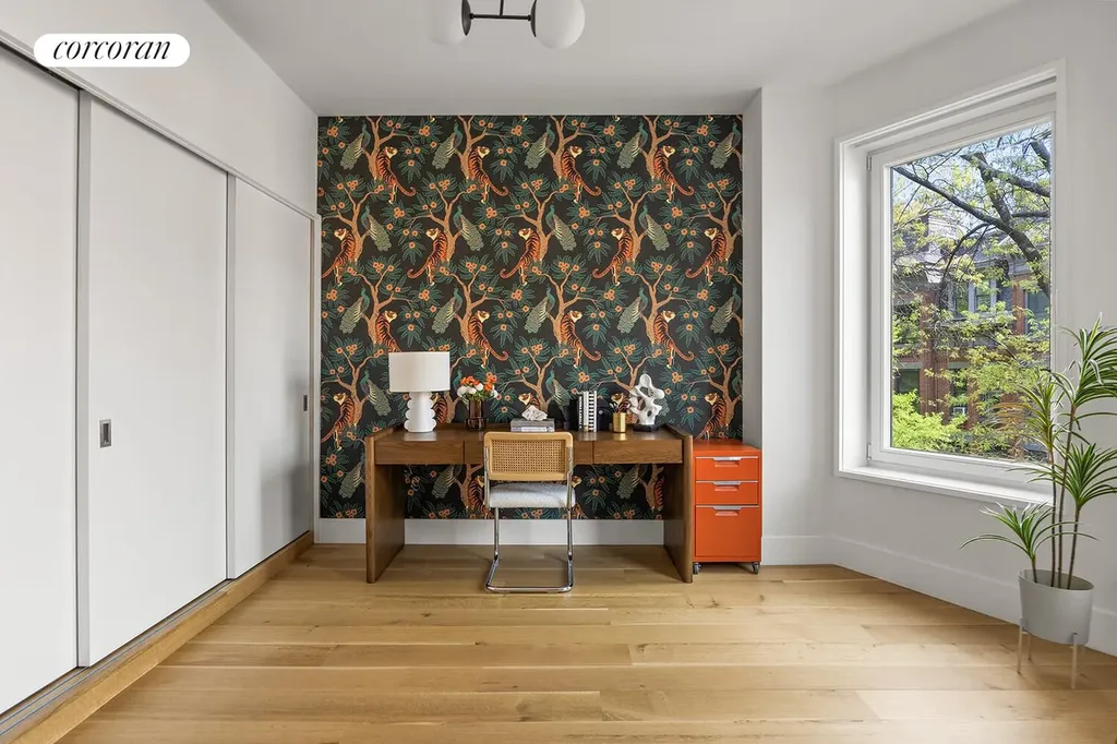 370 8th Street New York City NY 11215