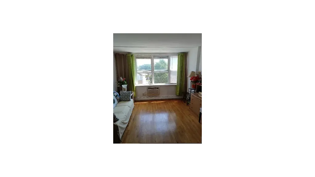46-18 161st Street New York City NY 11358