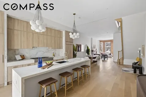 228 Lenox Avenue New York City NY 10027