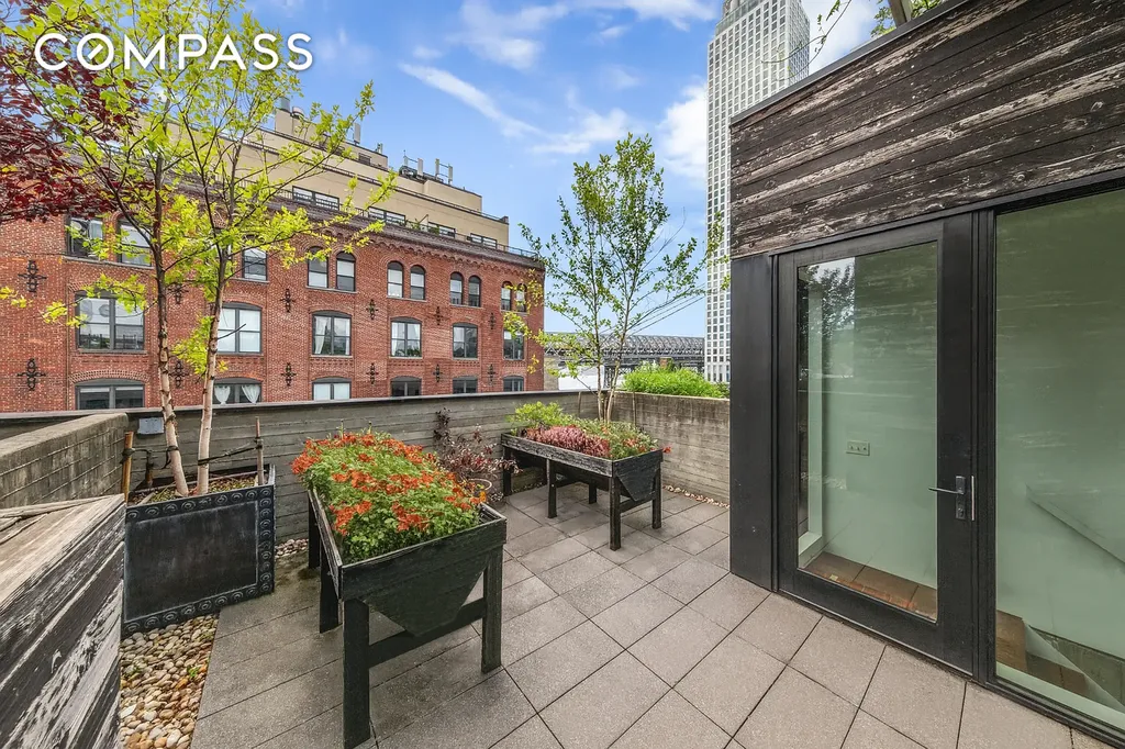 3 Wythe Lane New York City NY 11249