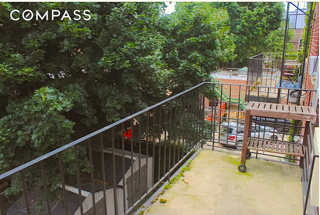 447 E 21st Street New York City NY 11226