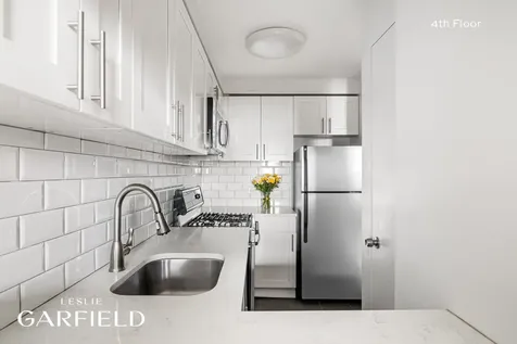 13 W 89th Street New York City NY 10024
