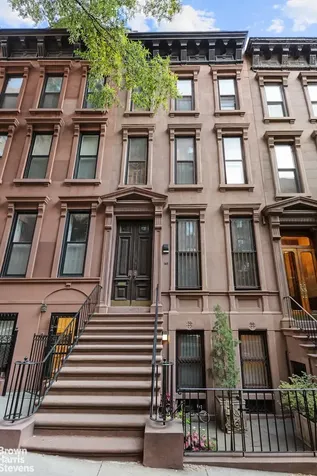 169 E 94th Street New York City NY 10128