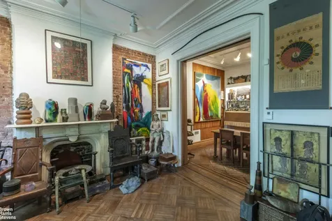 169 E 94th Street New York City NY 10128