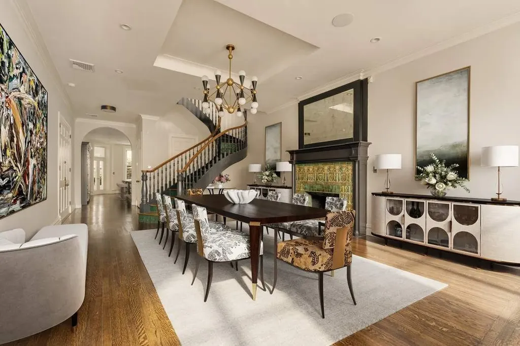 243 E 17th Street New York City NY 10003
