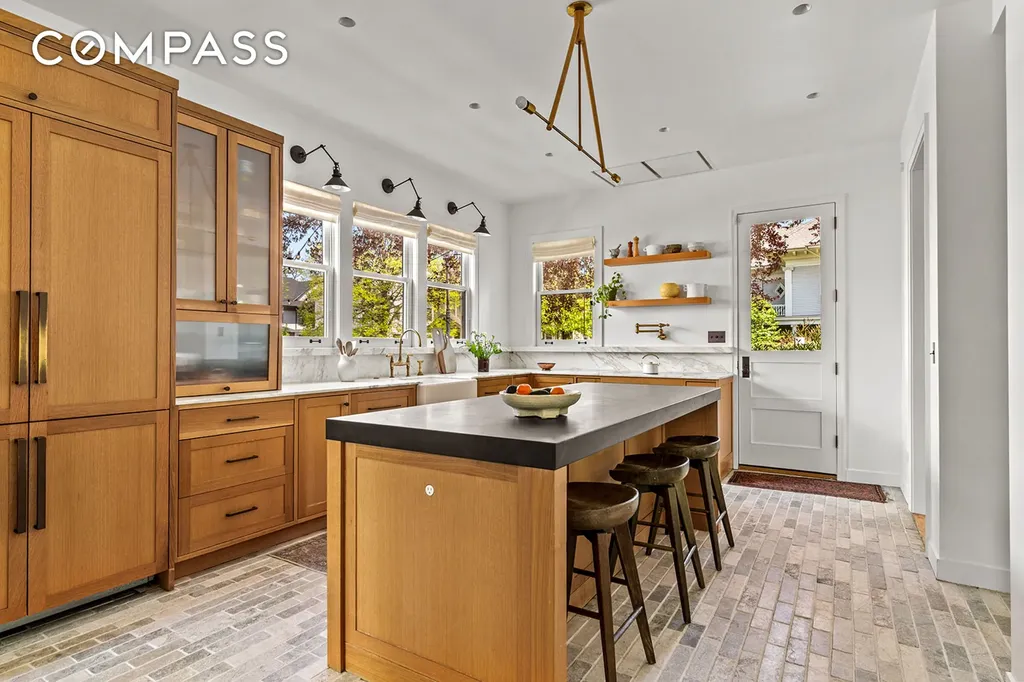 1221 Albemarle Road New York City NY 11218