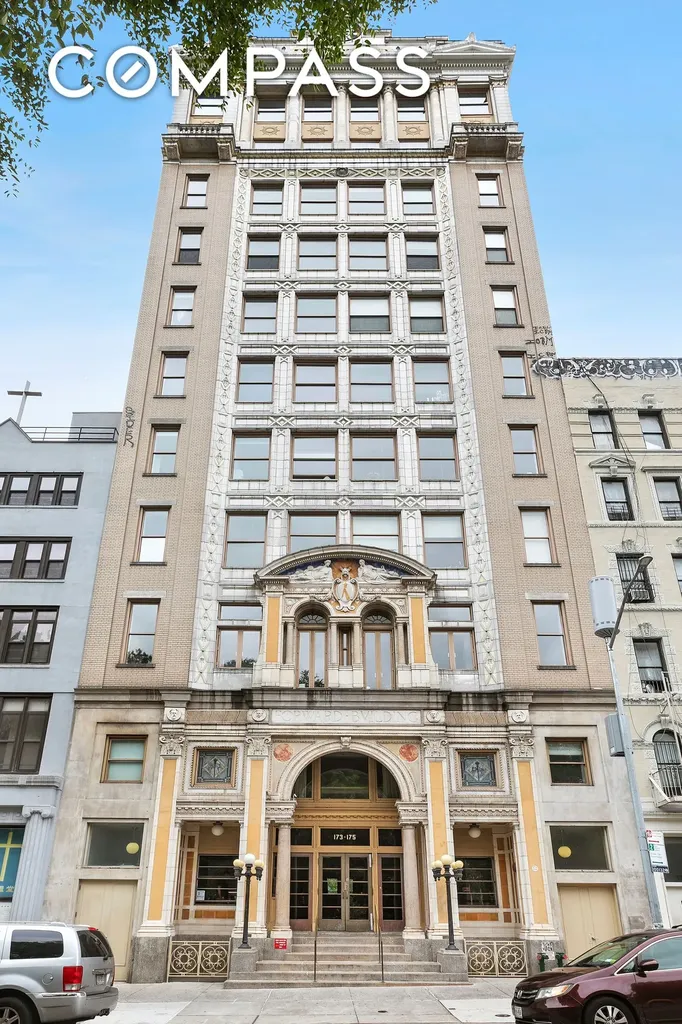 175 E Broadway New York City NY 10002