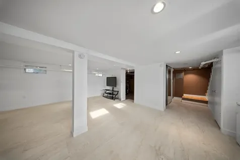 173-73 Croydon Road New York City NY 11432