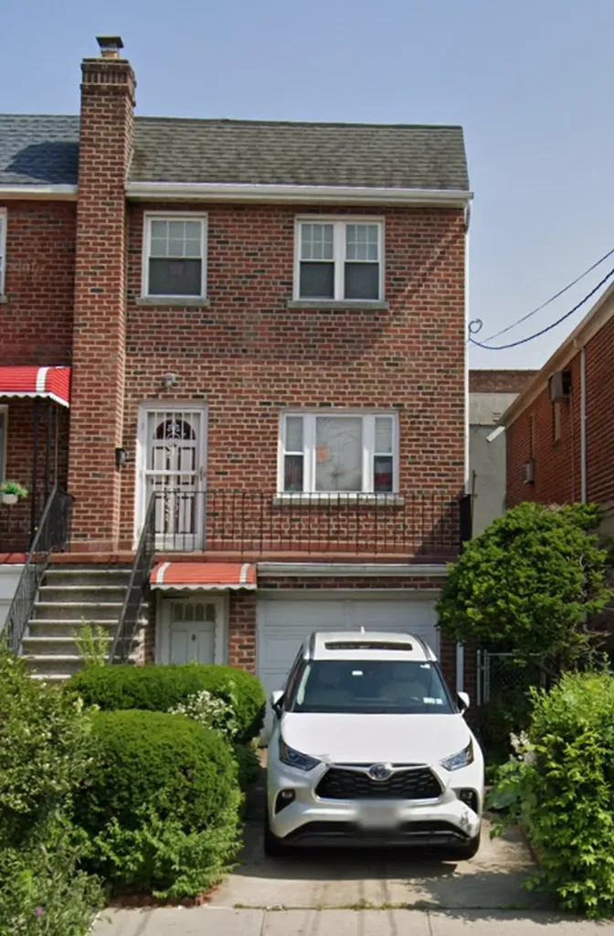 928 Rhinelander Avenue New York City NY 10462