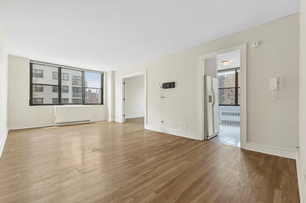 301 E 87th Street New York City NY 10128
