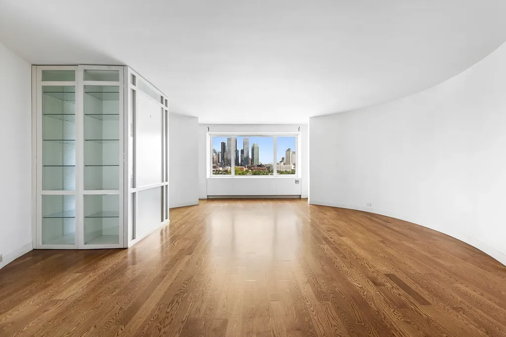 60 Sutton Place S New York City NY 10022