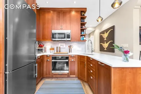 215 St Johns Place New York City NY 11217