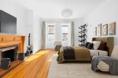 1342 Lexington Avenue New York City NY 10128