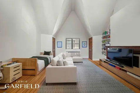 489 W End Avenue New York City NY 10024