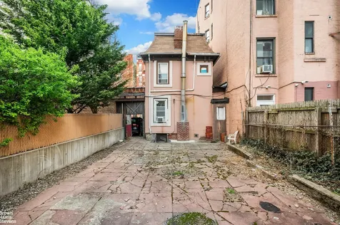 502 E 118th Street New York City NY 10035